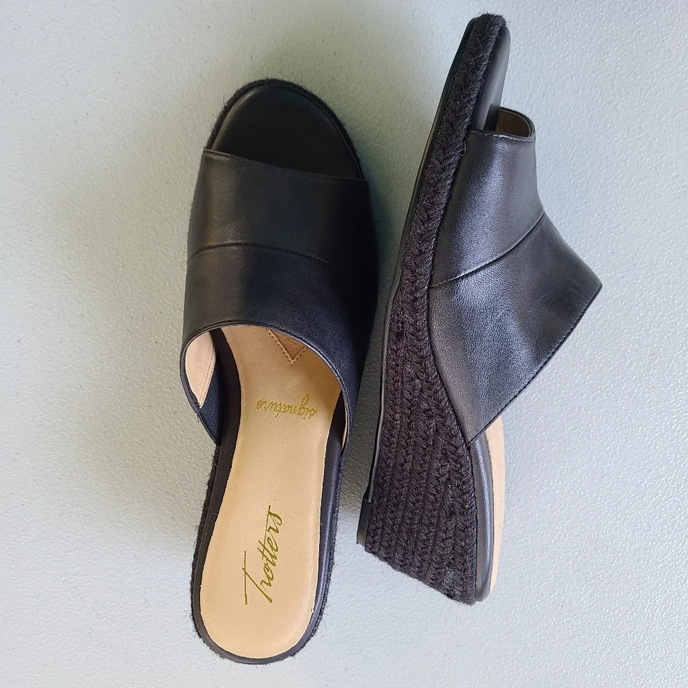 Trotters signature black wedges‎ T1903-001 9.5N